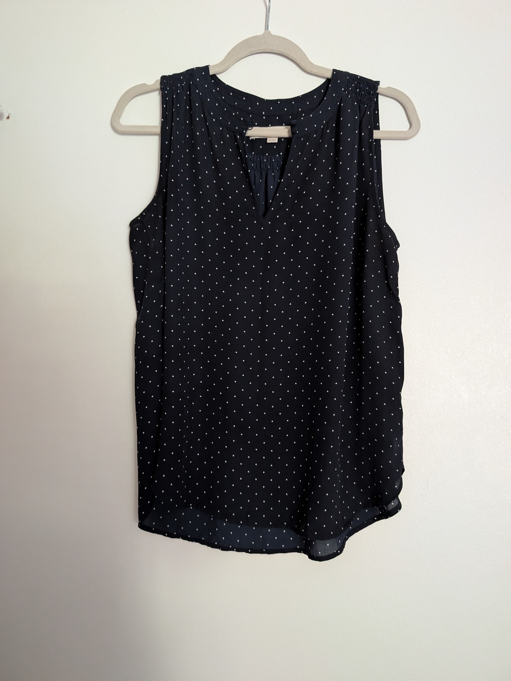 LOFT Black Sleeveless Polka Dot V-Neck Camisole